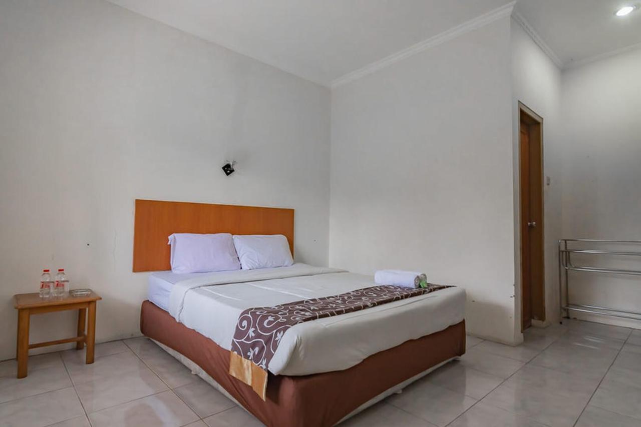 Hotel Puspa Sari Redpartner Киатер Екстериор снимка