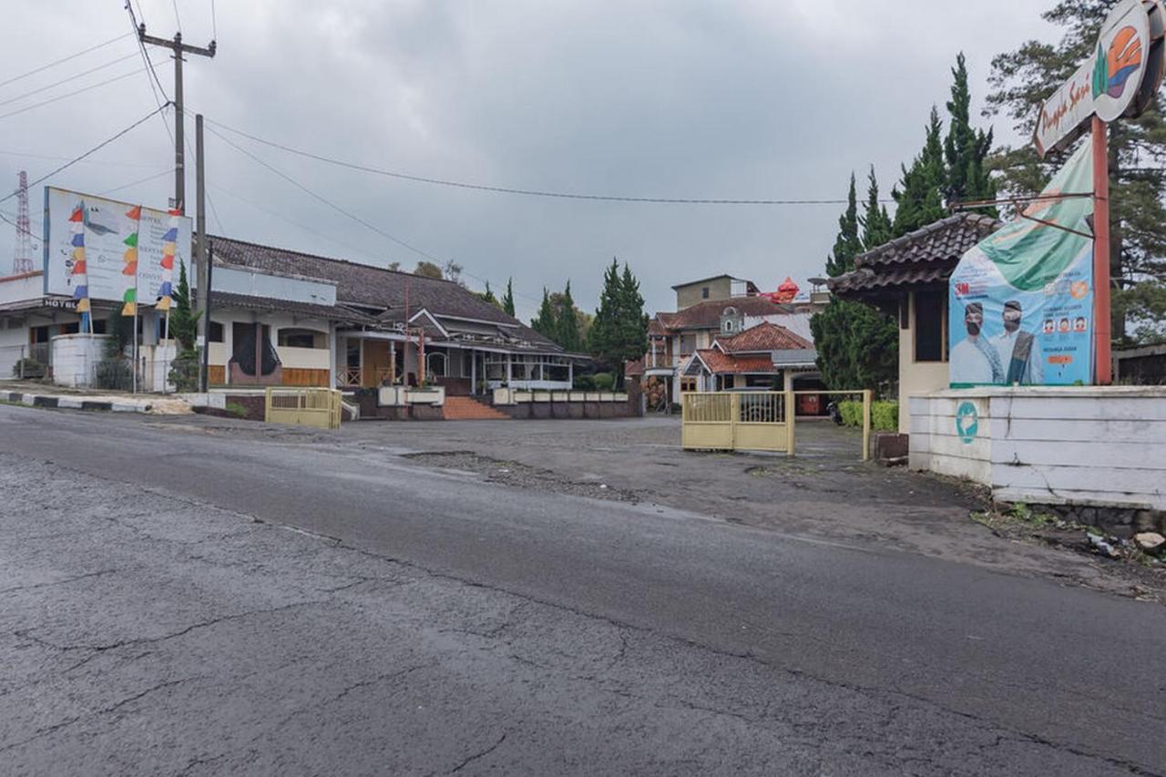 Hotel Puspa Sari Redpartner Киатер Екстериор снимка
